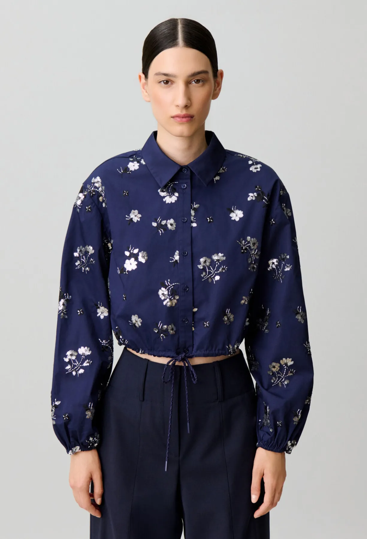 Chemise courte fleurie