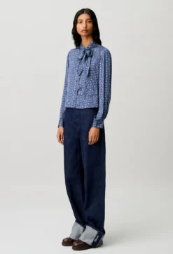 Chemise imprimée lavallière
