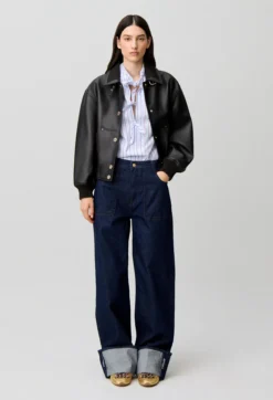 Jean jambes larges denim revers brodé