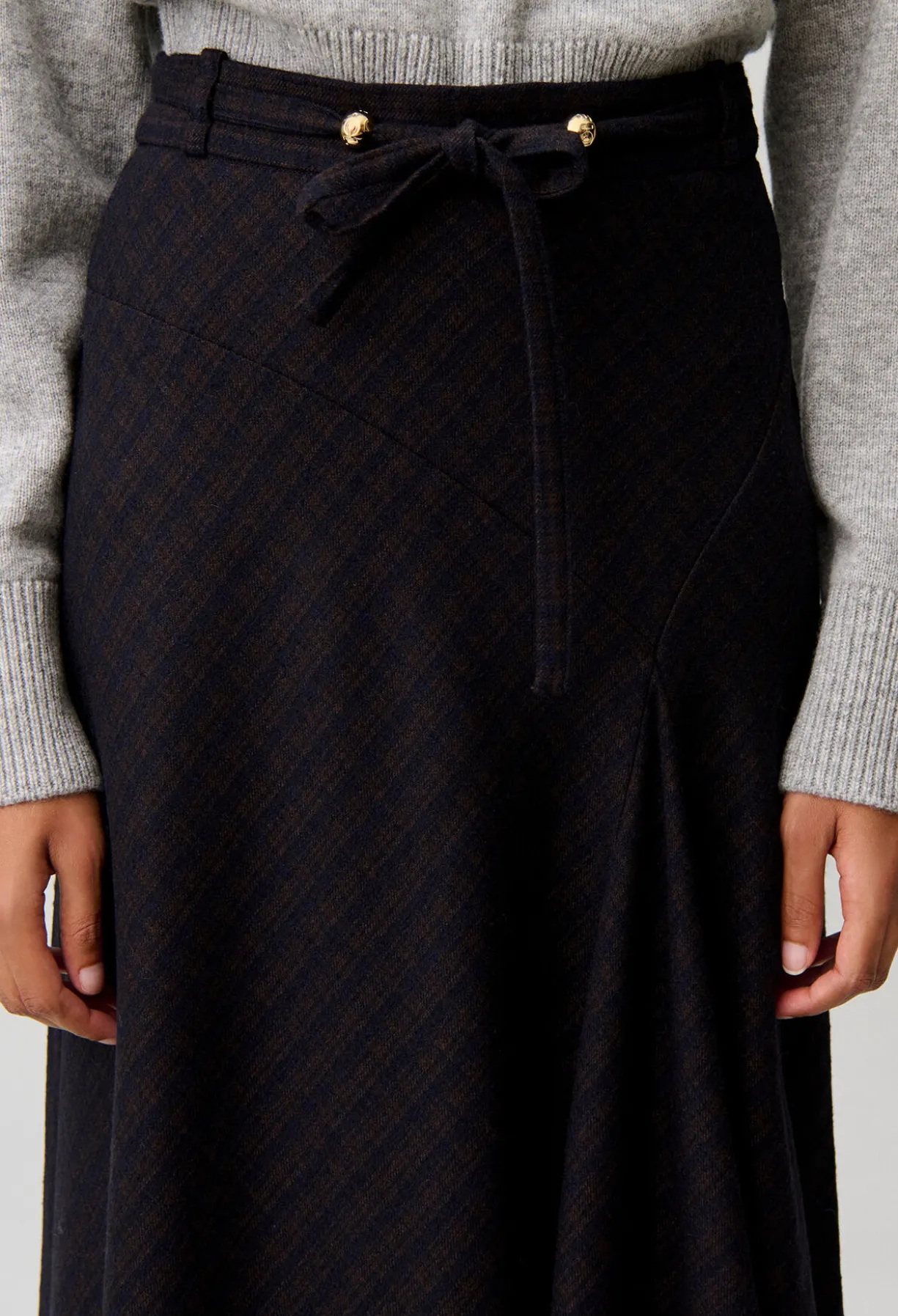 Jupe midi asymétrique