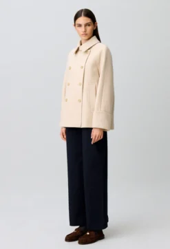 Manteau court caban col chemise