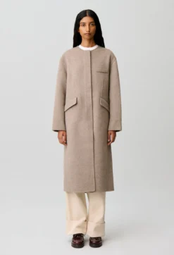 Manteau long laine col foulard