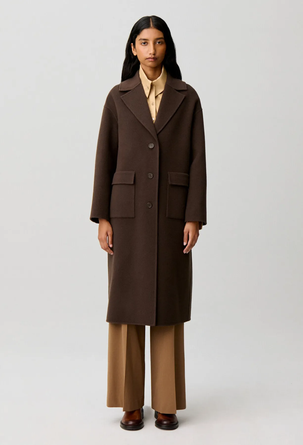 Manteau long laine col tailleur