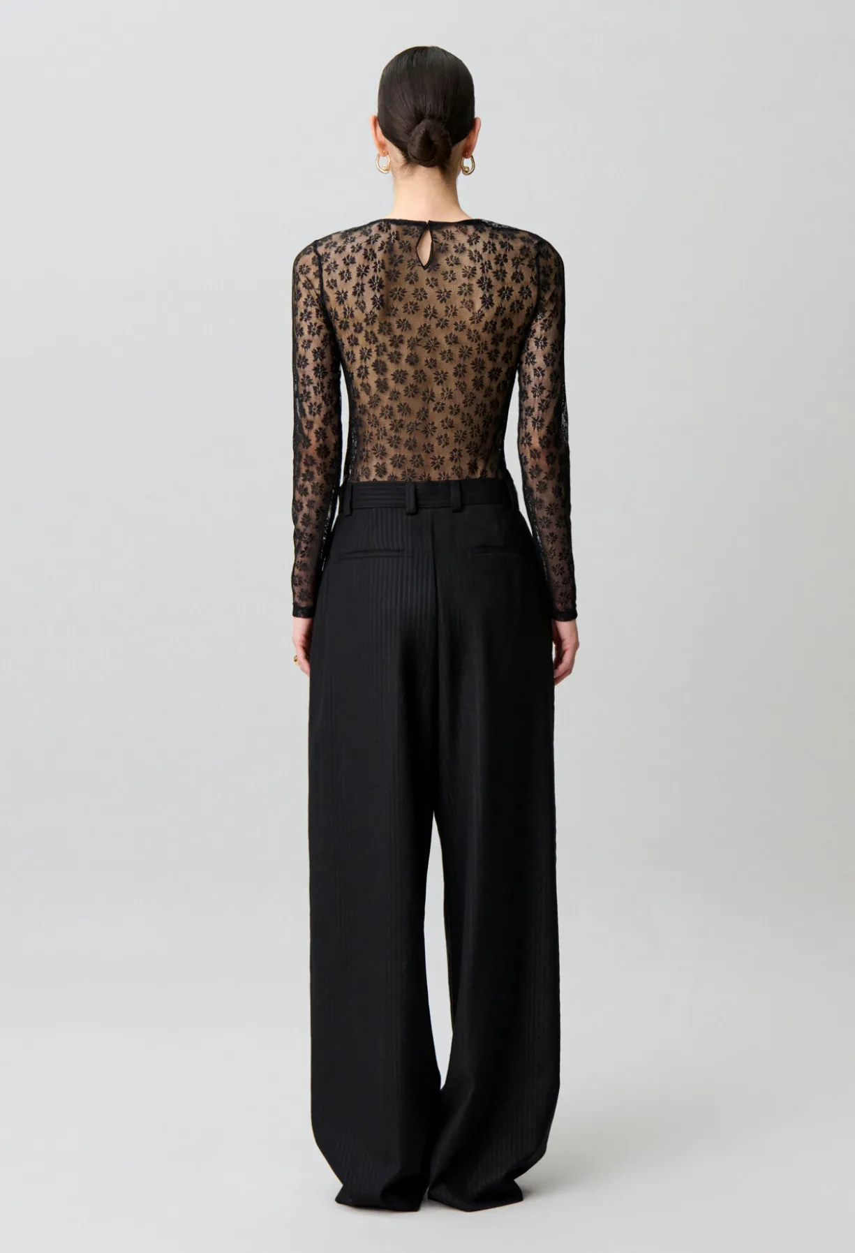 Pantalon droit laine mélangée rayures