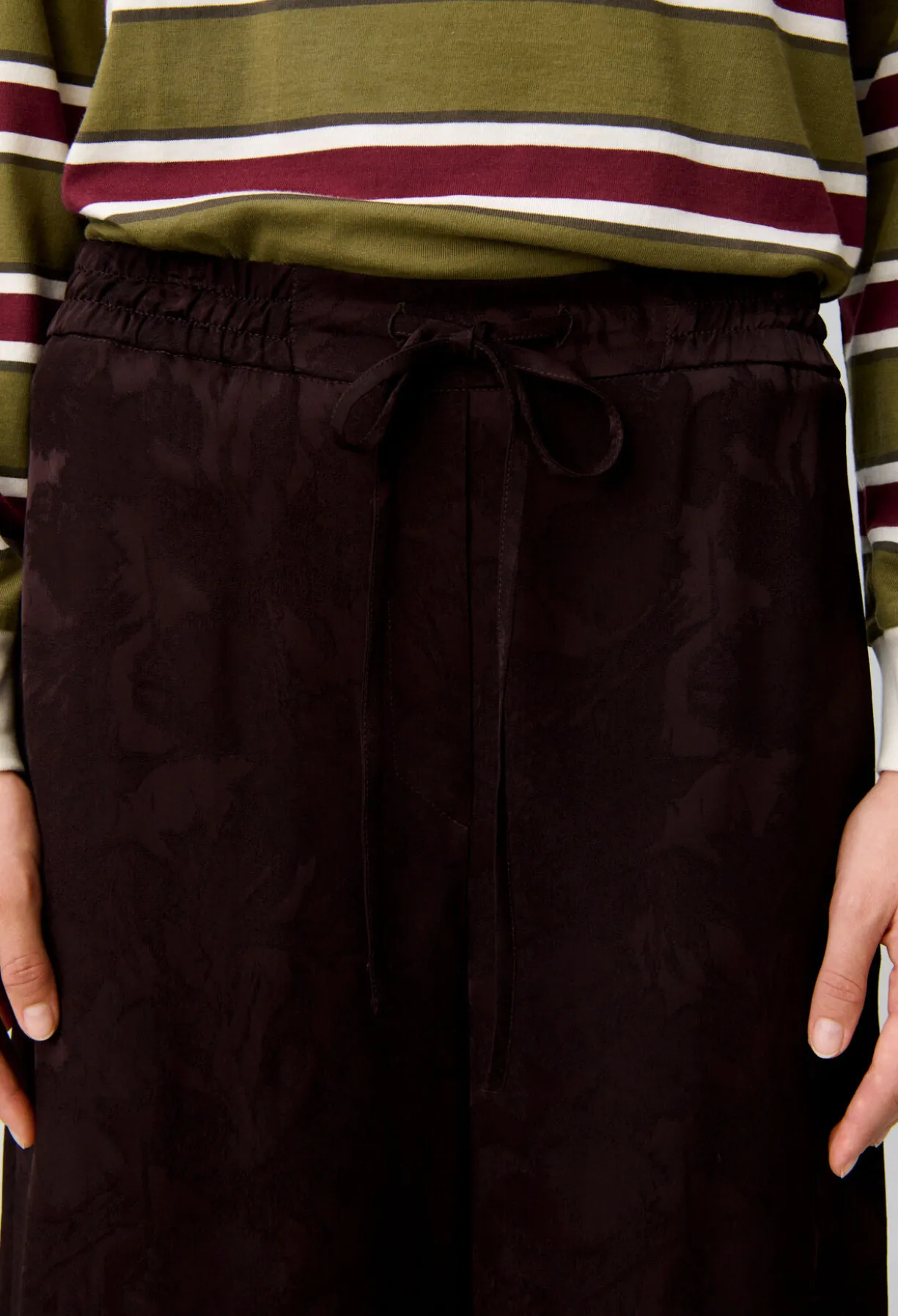 Pantalon large jacquard floral
