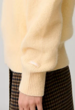 Pull décontracté maille poilue