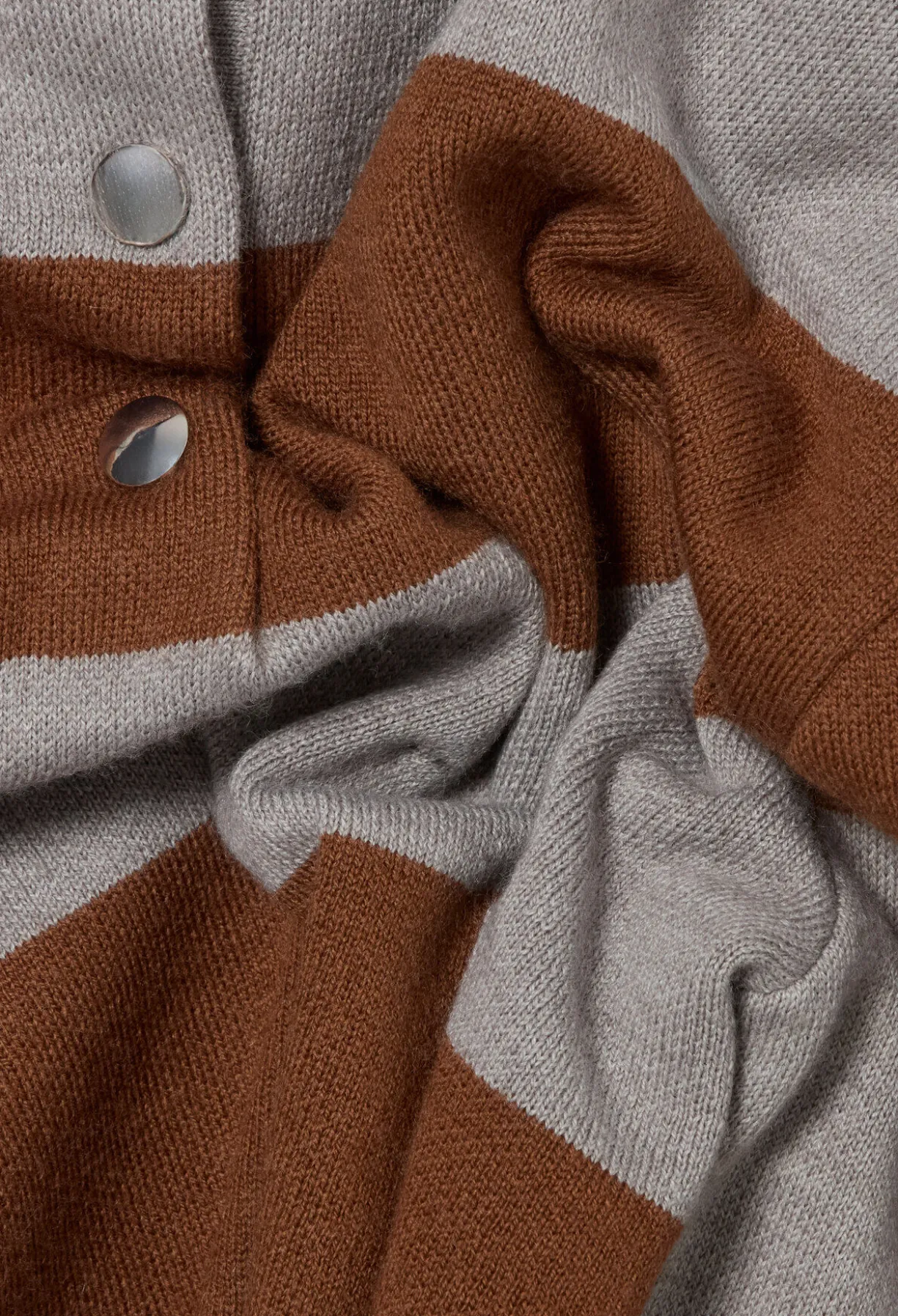 Pull large en maille rayé