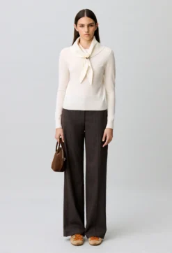Pull maille foulard amovible