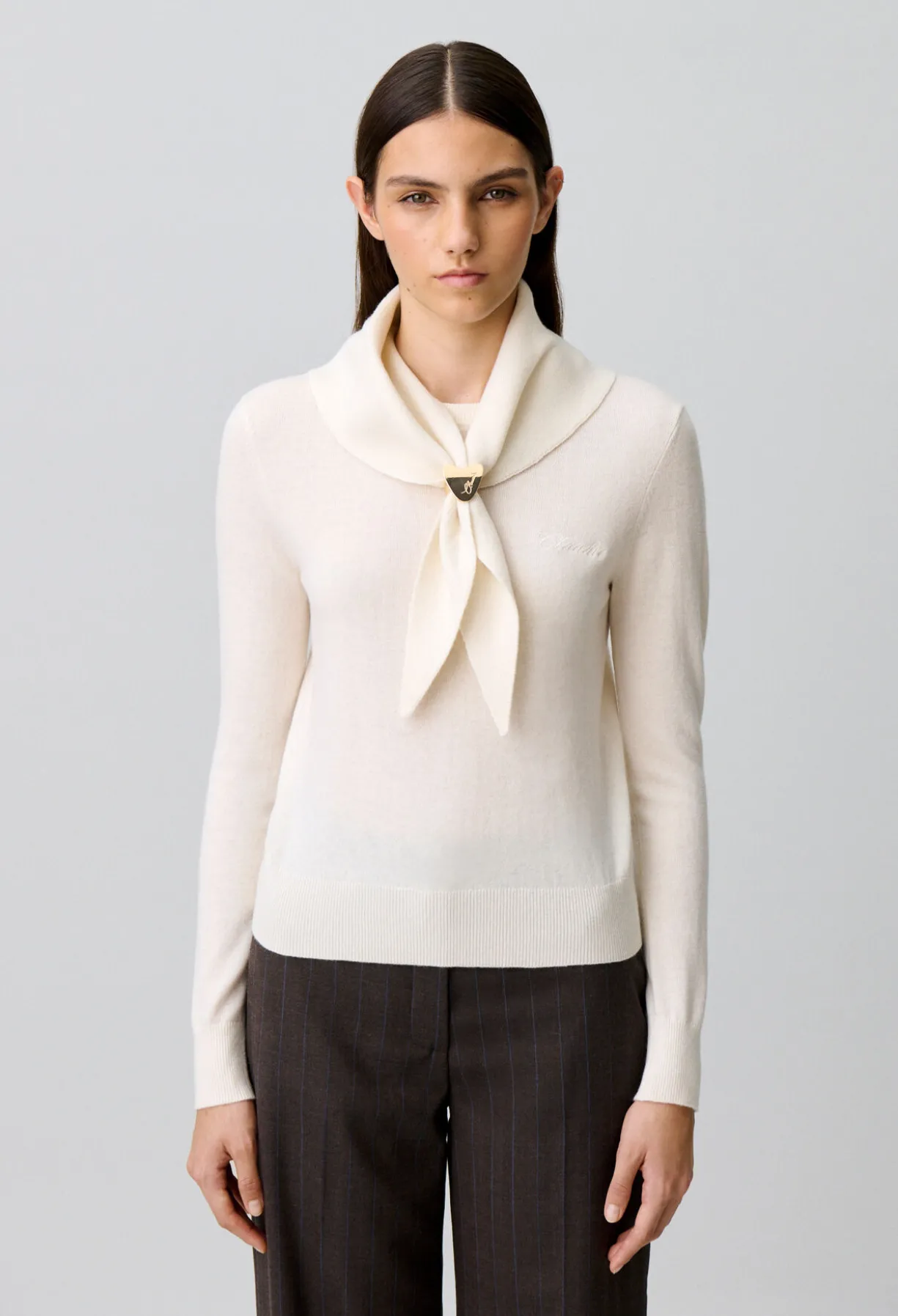 Pull maille foulard amovible