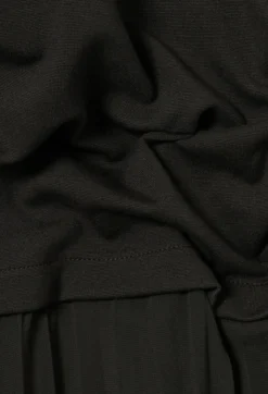 Robe bi-matière plissée