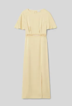Robe satinée dentelle dos nu