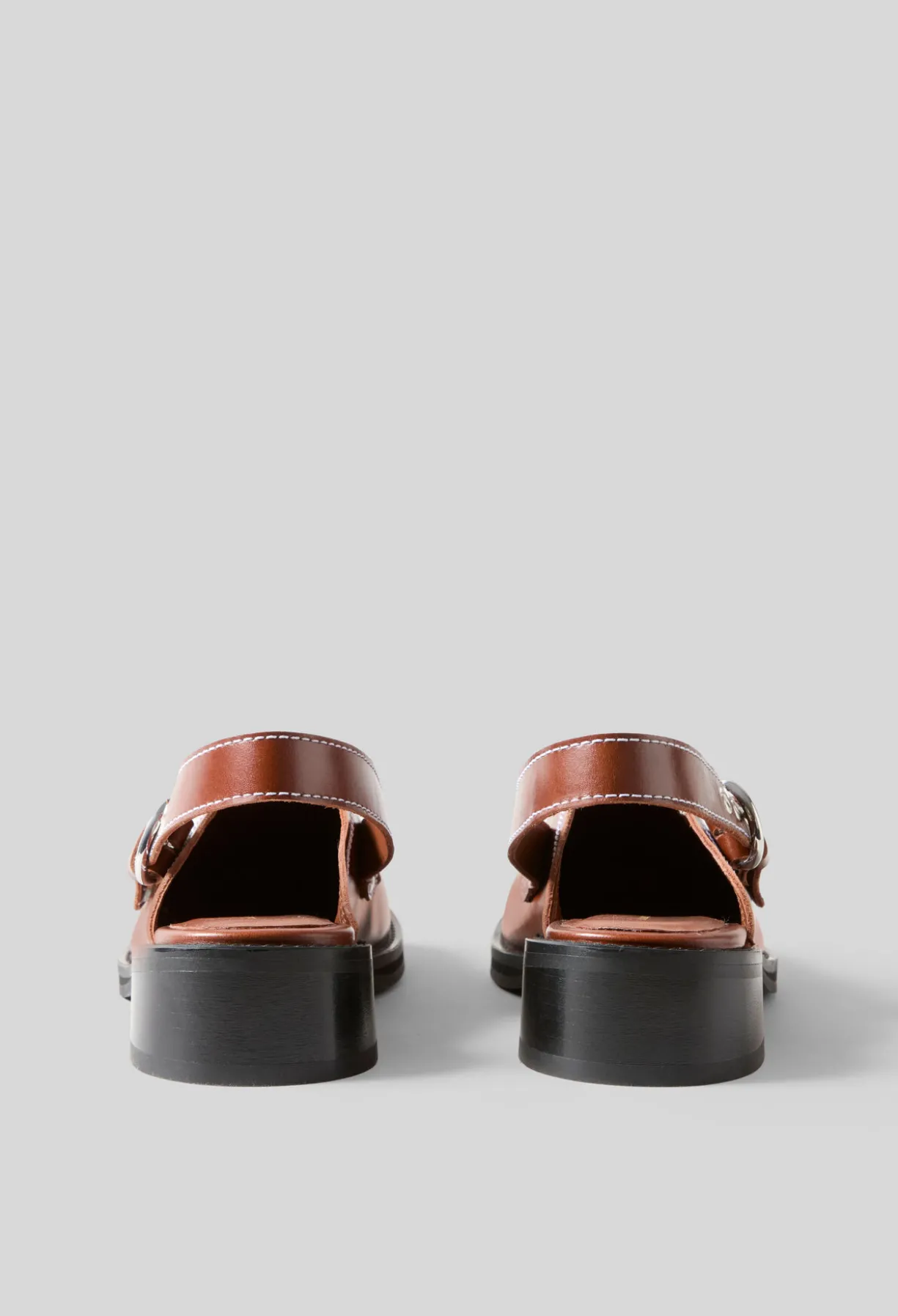 Sabots cuir lisse surpiqués
