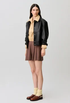 Short coupe droite large