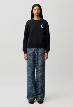 Sweatshirt coton organique broderie C