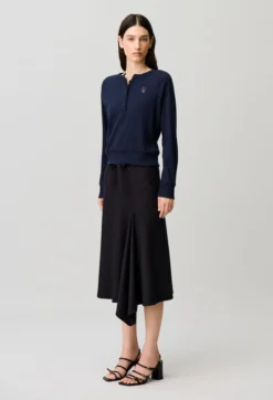 Top marine en coton à cœur dentelle