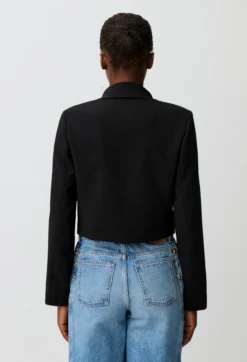 Veste col foulard amovible