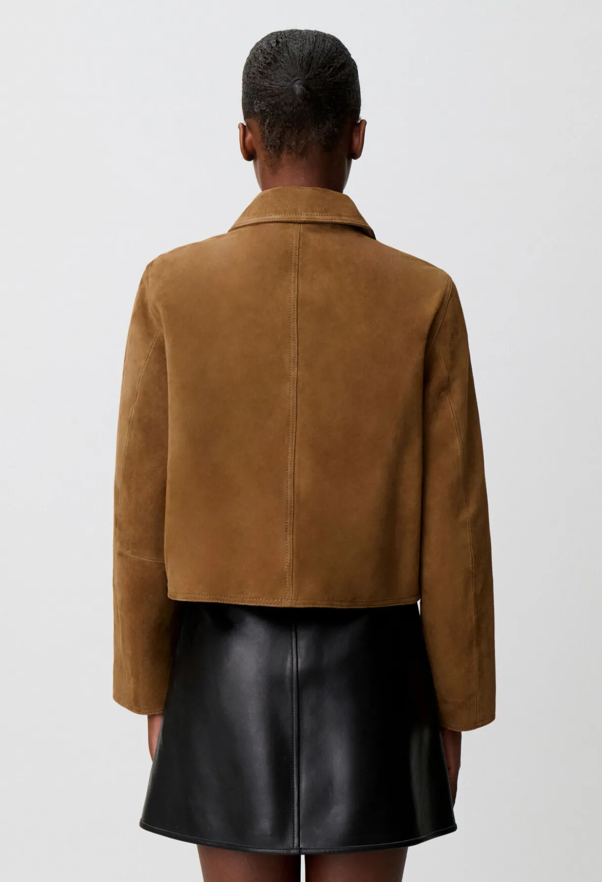 Veste courte cuir suède
