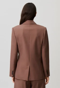 Veste droite double boucle argentée
