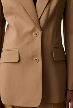 Veste tailleur cintrée