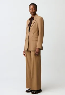 Veste tailleur cintrée