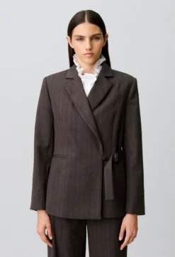 Veste tailleur droite rayée